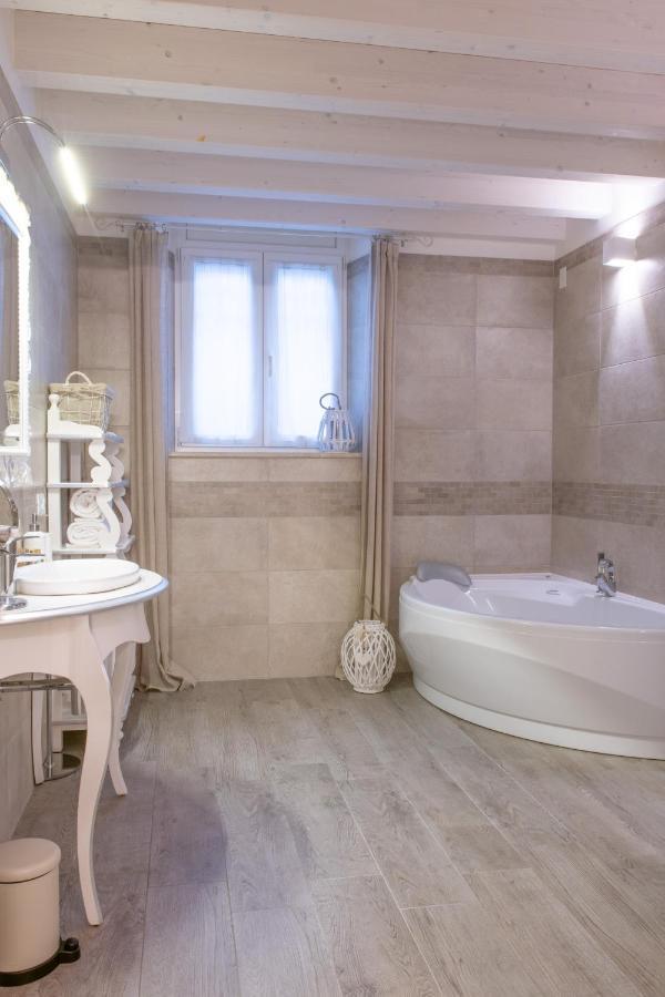 The Suite Home Верона Екстериор снимка